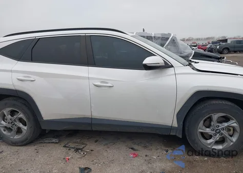 2023 Hyundai Tucson Sel z USA, uszkodzony, nr VIN 5NMJB3AE3PH179722
